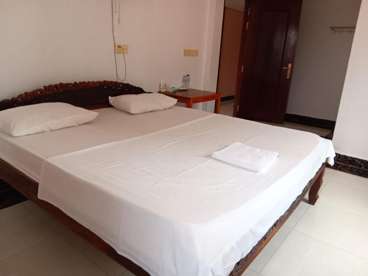 Good Morning Kampot Hotel Bagian luar foto