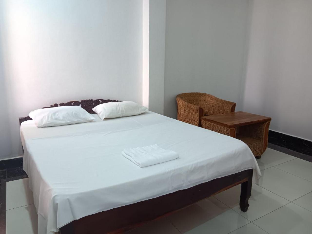 Good Morning Kampot Hotel Bagian luar foto