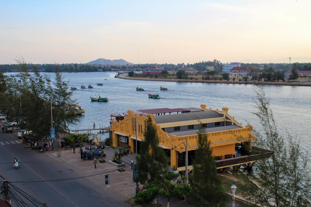 Good Morning Kampot Hotel Bagian luar foto