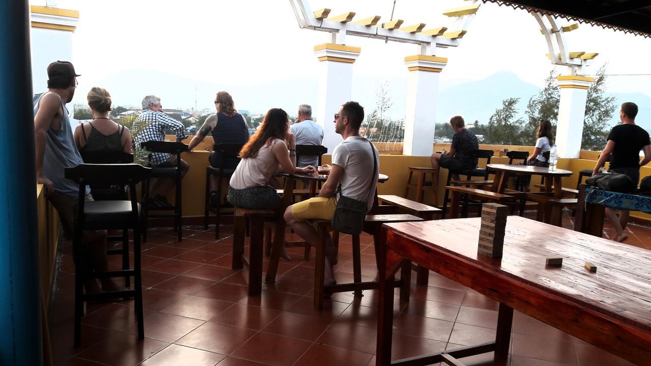 Good Morning Kampot Hotel Bagian luar foto
