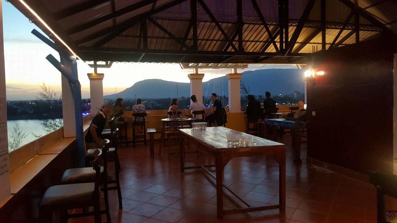 Good Morning Kampot Hotel Bagian luar foto