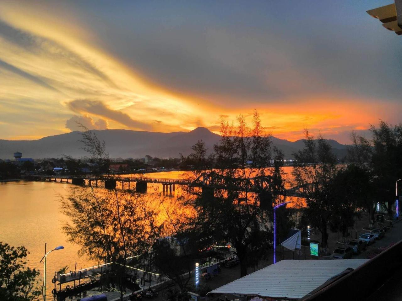 Good Morning Kampot Hotel Bagian luar foto