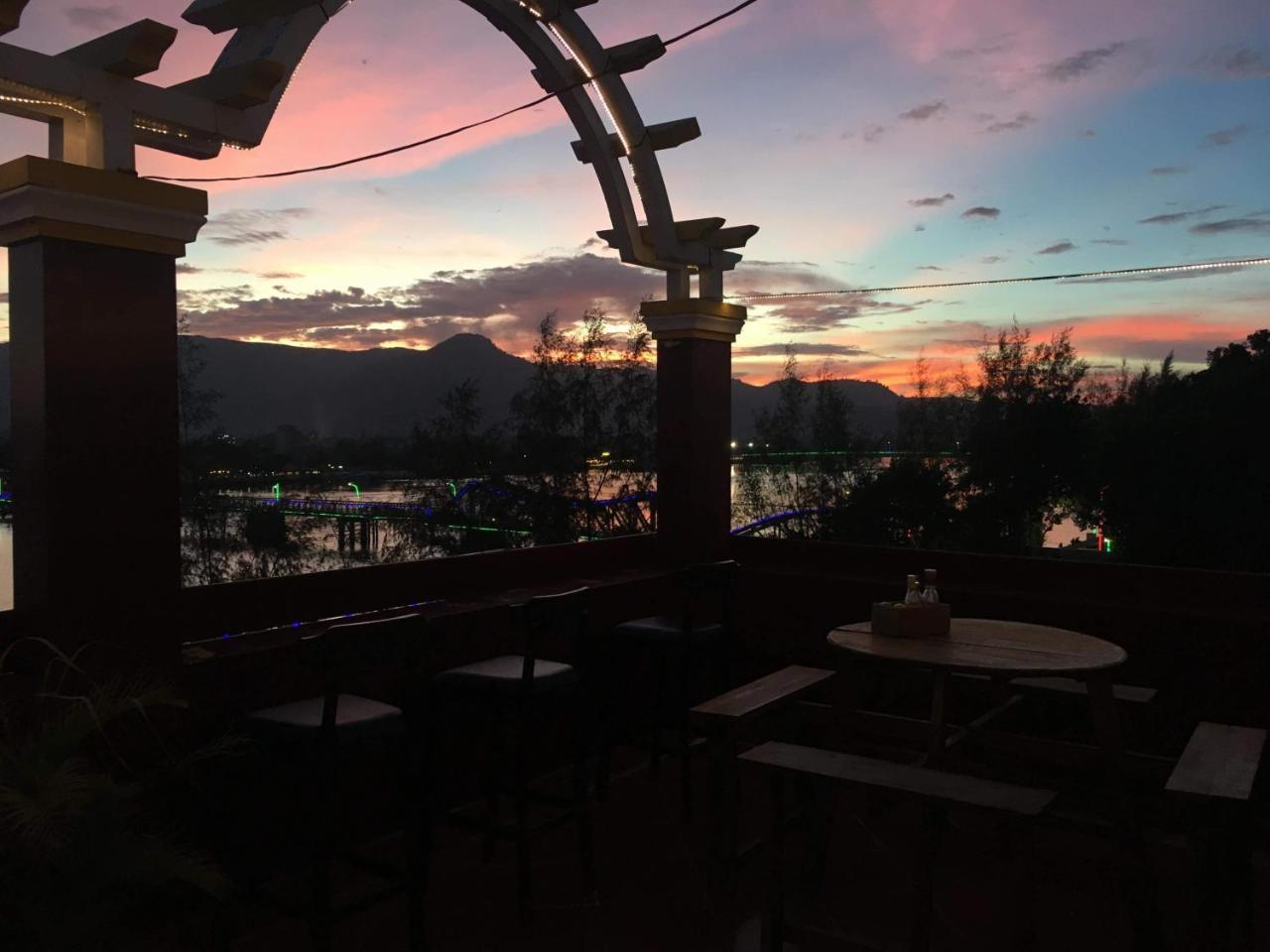 Good Morning Kampot Hotel Bagian luar foto