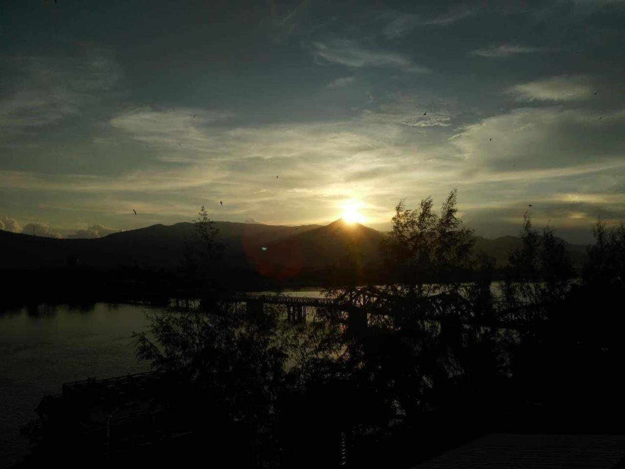 Good Morning Kampot Hotel Bagian luar foto